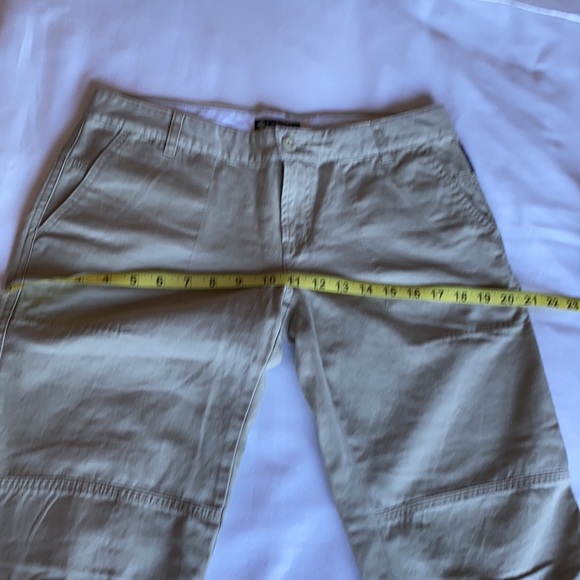NEW Columbia Light khaki green pants cropped in US size 6. - Picture 3 of 12